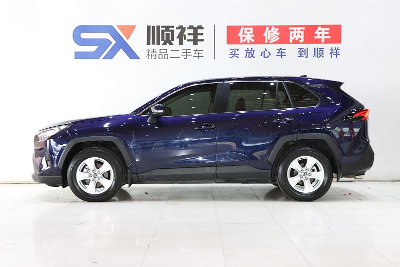 丰田 RAV4荣放 2023款 2.0L CVT两驱都市版