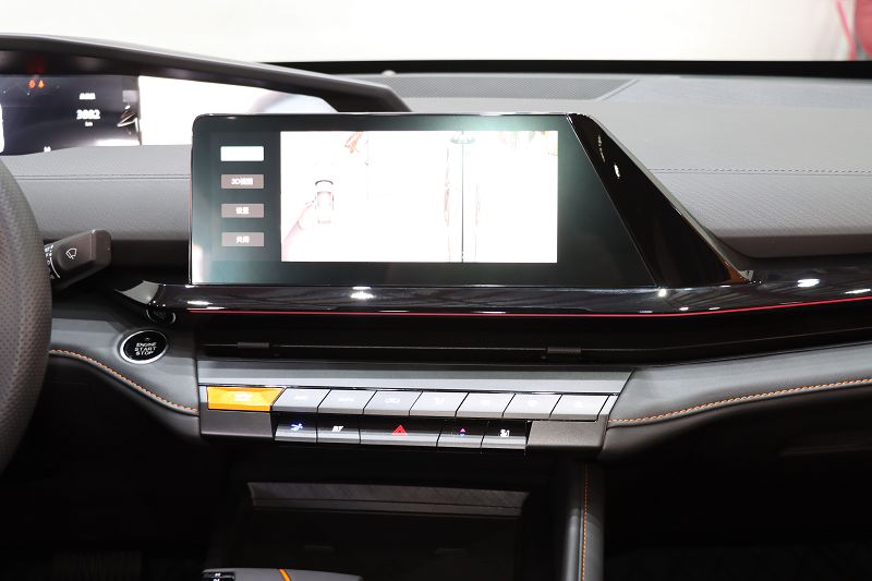 长安UNI-V 2024款 1.5T 尊贵型