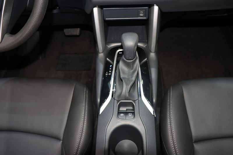 丰田 锋兰达 2023款 2.0L CVT领先版