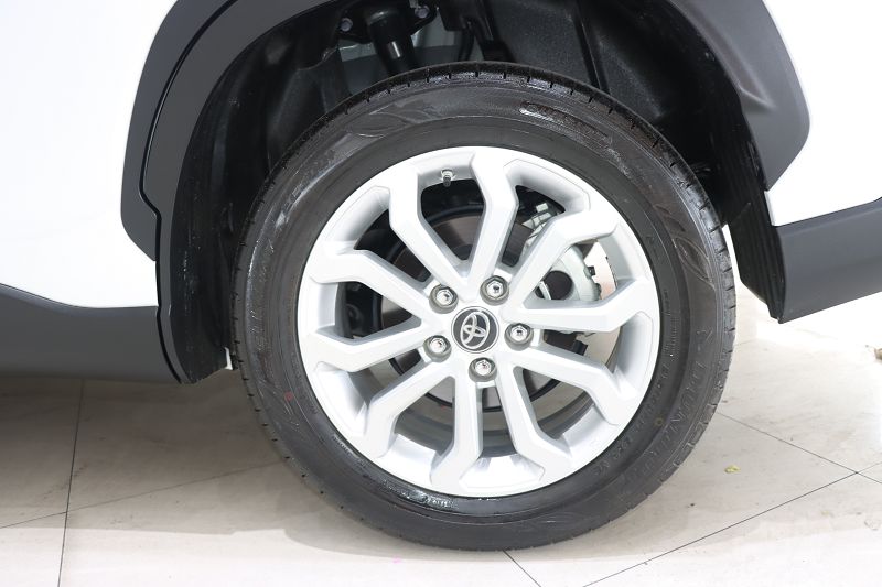 丰田 锋兰达 2023款 2.0L CVT领先版