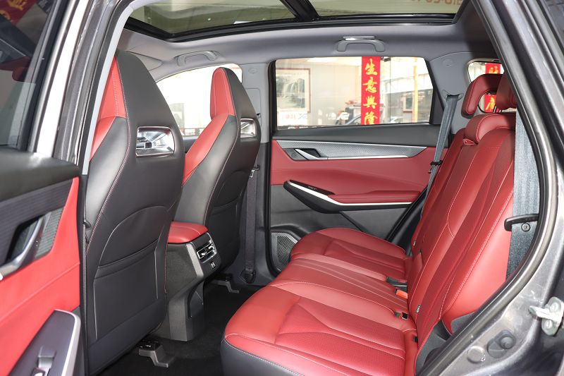 长安CS75 PLUS 2022款 第二代 1.5T 自动尊贵型