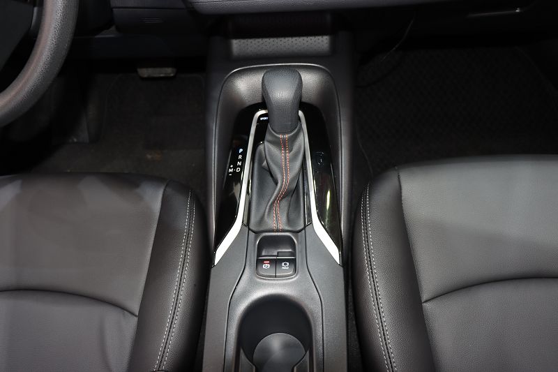 丰田 卡罗拉 2021款 1.2T S-CVT精英PLUS版