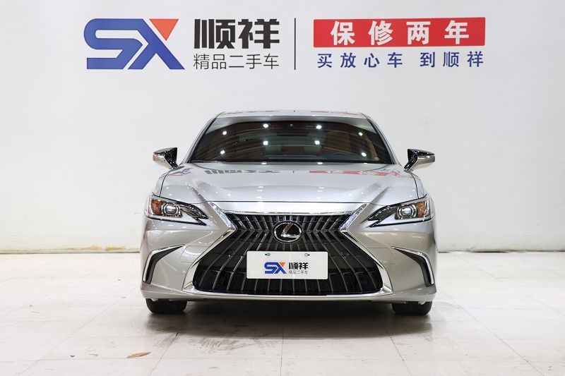 雷克萨斯ES 2022款 200 豪华版