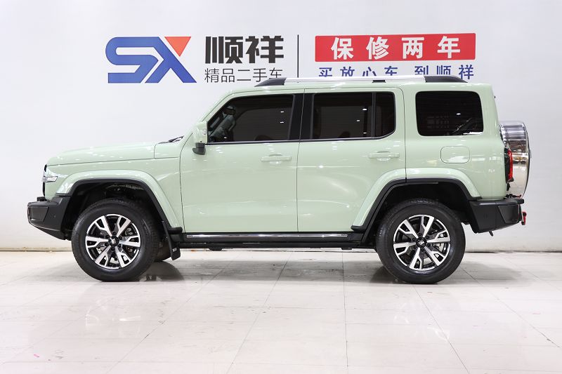 坦克300 2023款 城市版 2.0T 很有型