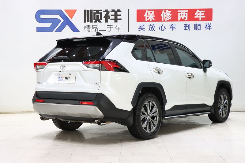 丰田 RAV4荣放 2023款 2.0L CVT两驱风尚版
