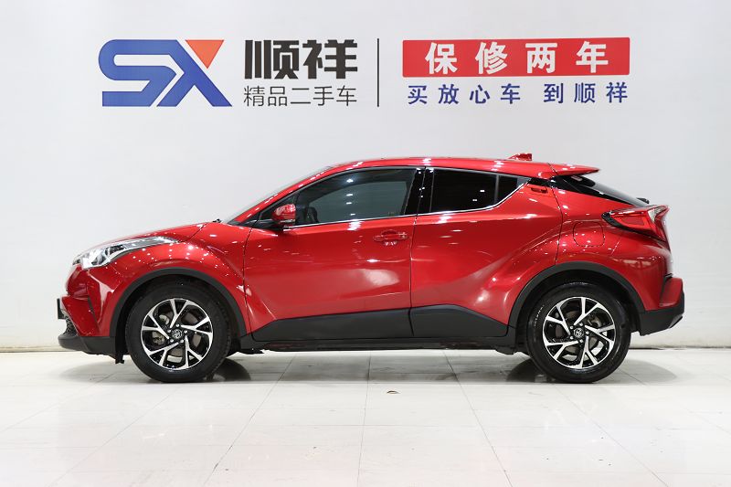 丰田C-HR 2018款 2.0L 领先版 国VI