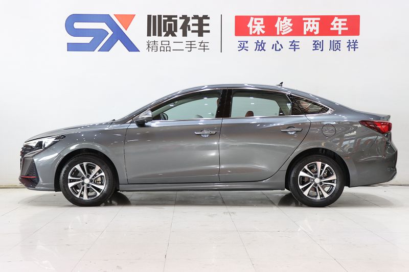 长安 逸动 2022款 PLUS 蓝鲸NE 1.4T GDI DCT尊贵版