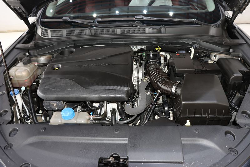 长安 逸动 2022款 PLUS 蓝鲸NE 1.4T GDI DCT尊贵版