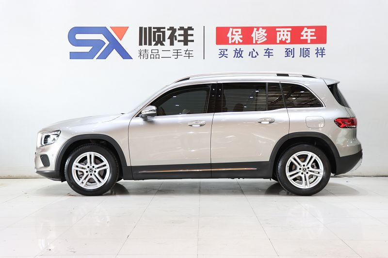 奔驰GLB级 2020款 改款 GLB 200 动感型