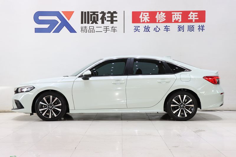 本田 思域 2023款 2.0L eHEV 先锋版