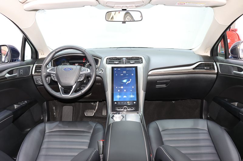 福特 蒙迪欧 2020款 EcoBoost 200 时尚型