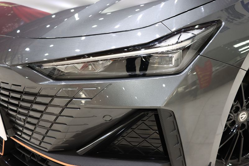 长安UNI-V 2022款 1.5T 运动版
