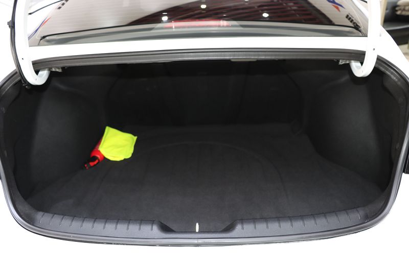 现代 伊兰特 2022款 1.5L CVT GLX精英版