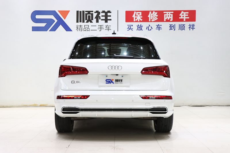奥迪Q5L 2018款 40 TFSI 荣享时尚型 国VI