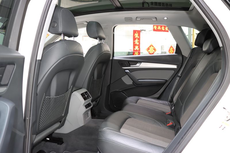 奥迪Q5L 2018款 40 TFSI 荣享时尚型 国VI