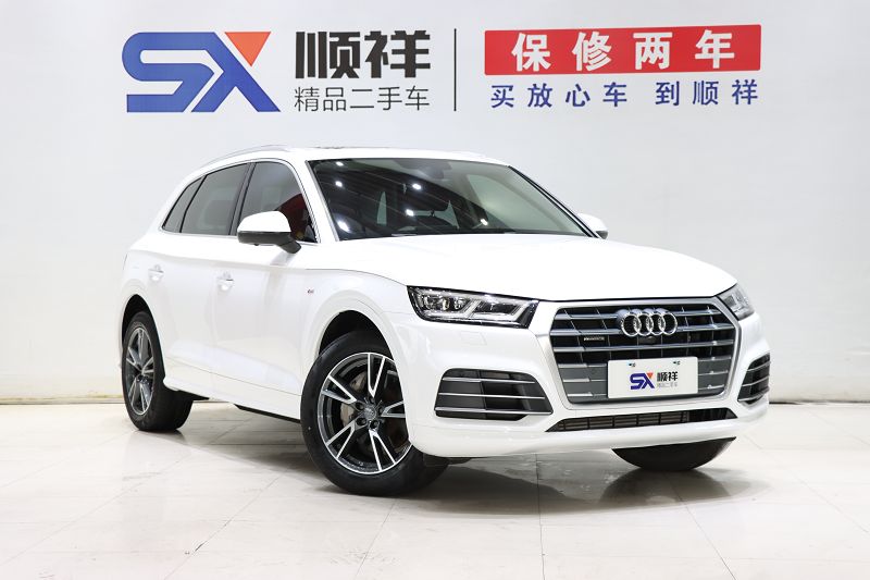 奥迪Q5L 2018款 40 TFSI 荣享时尚型 国VI