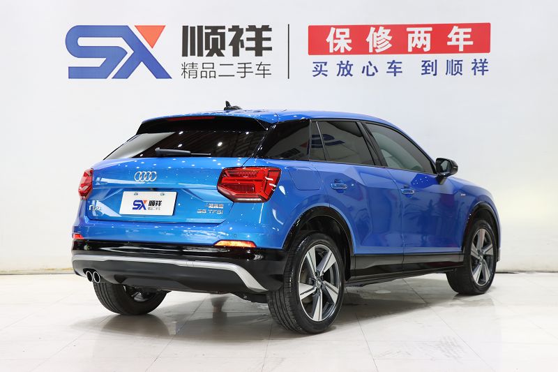 奥迪Q2L 2020款 35 TFSI 时尚动感型