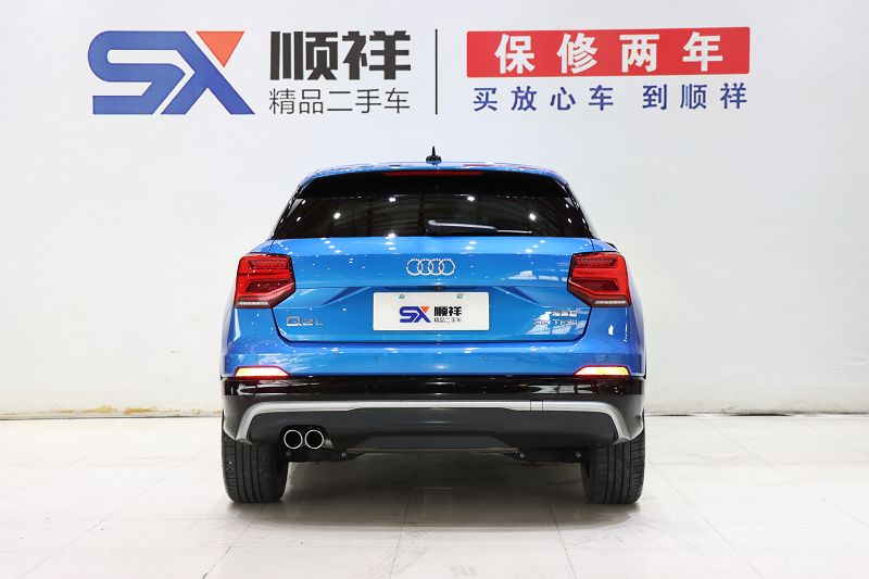 奥迪Q2L 2020款 35 TFSI 时尚动感型
