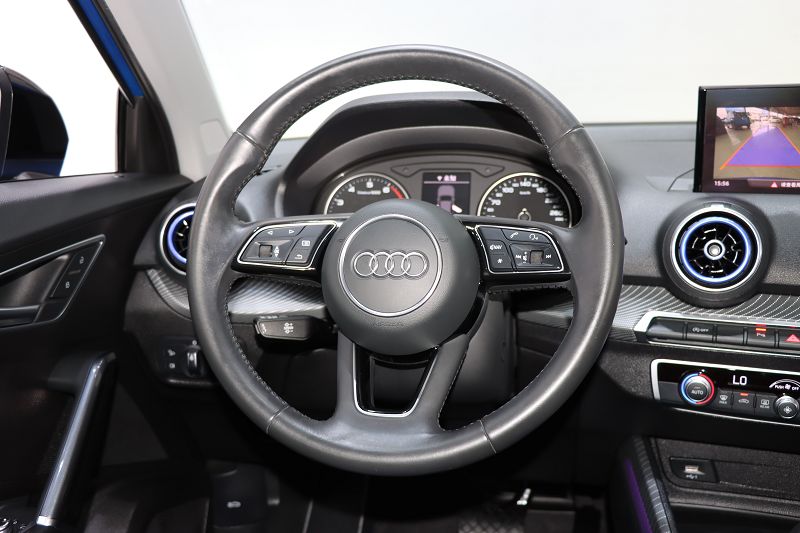 奥迪Q2L 2020款 35 TFSI 时尚动感型