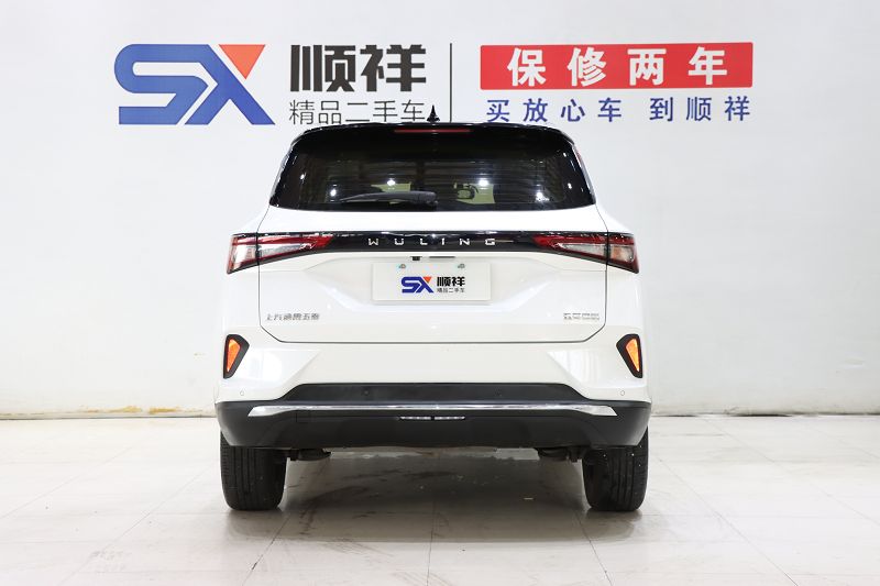五菱汽车 五菱星辰 2021款 1.5T CVT星曜版