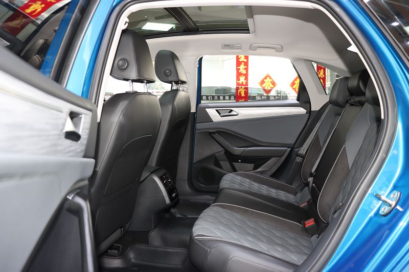 大众 速腾 2023款 300TSI DSG卓越版