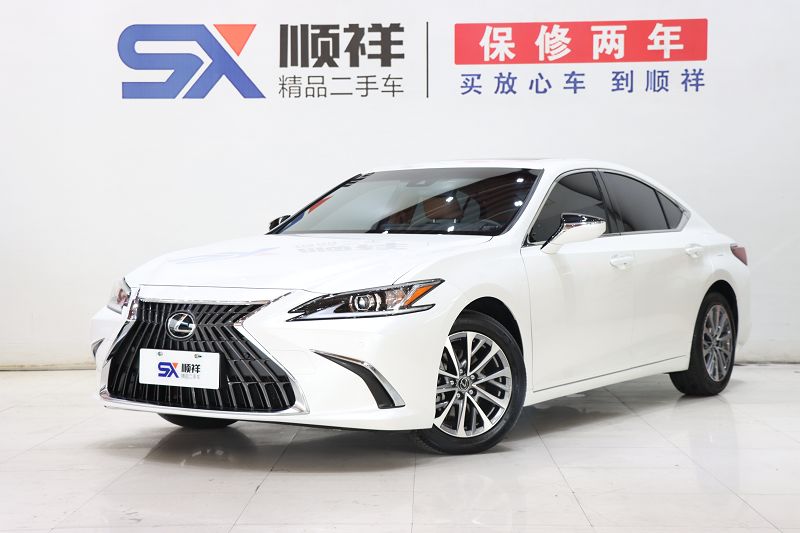 雷克萨斯ES 2023款 200 卓越版