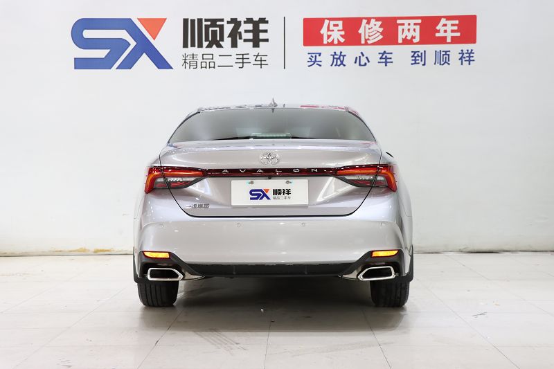 丰田 亚洲龙 2023款 2.0L 臻选版