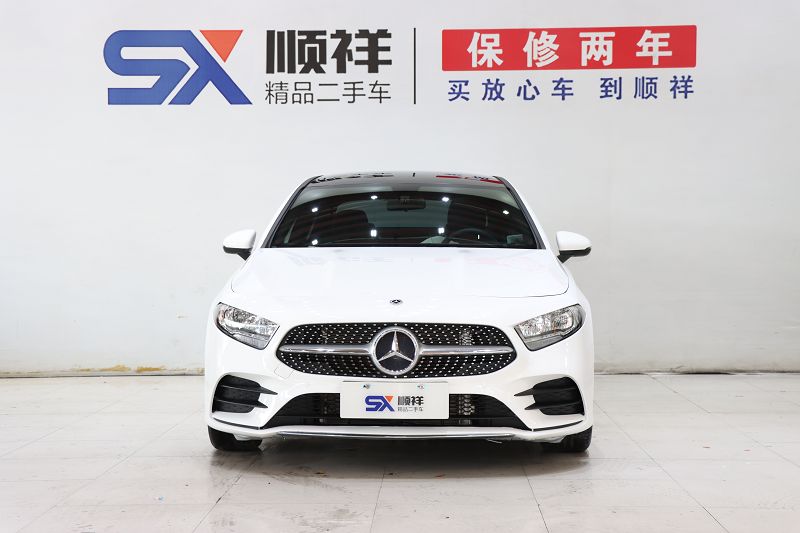 奔驰A级 2022款 A 180 L 运动轿车