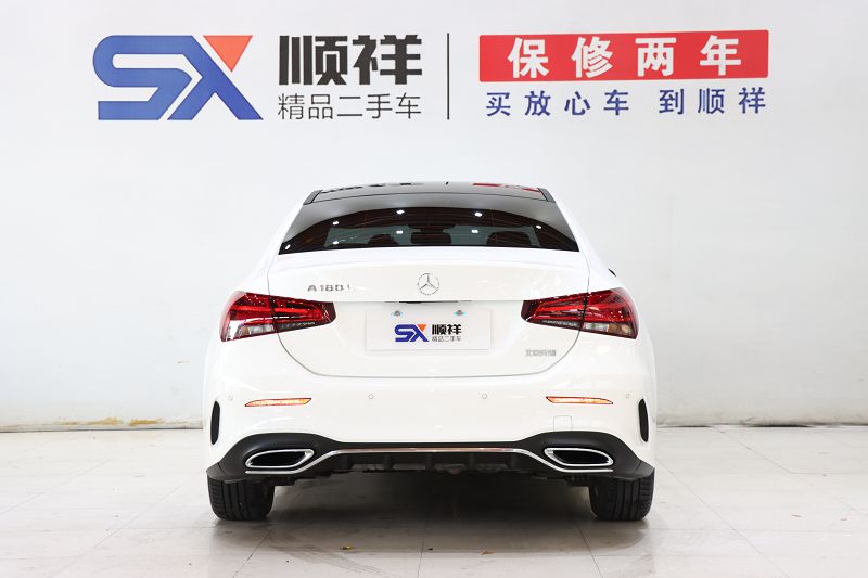 奔驰A级 2022款 A 180 L 运动轿车