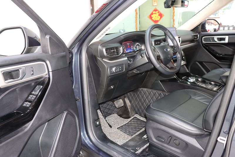 福特 探险者 2020款 EcoBoost 285 后驱风尚版 7座