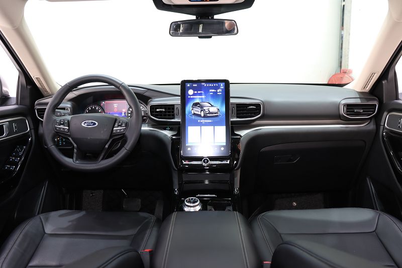 福特 探险者 2020款 EcoBoost 285 后驱风尚版 7座