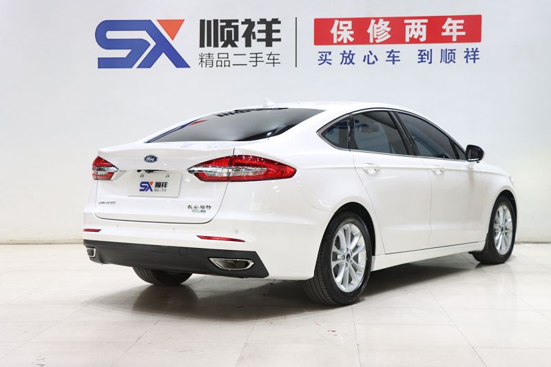 福特 蒙迪欧 2020款 EcoBoost 180 时尚型