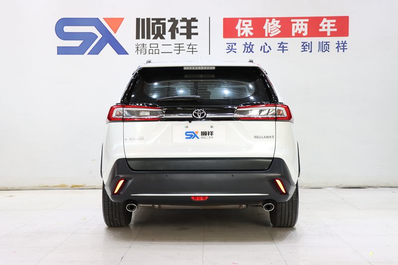 丰田 威兰达 2023款 2.0L CVT两驱豪华PLUS版