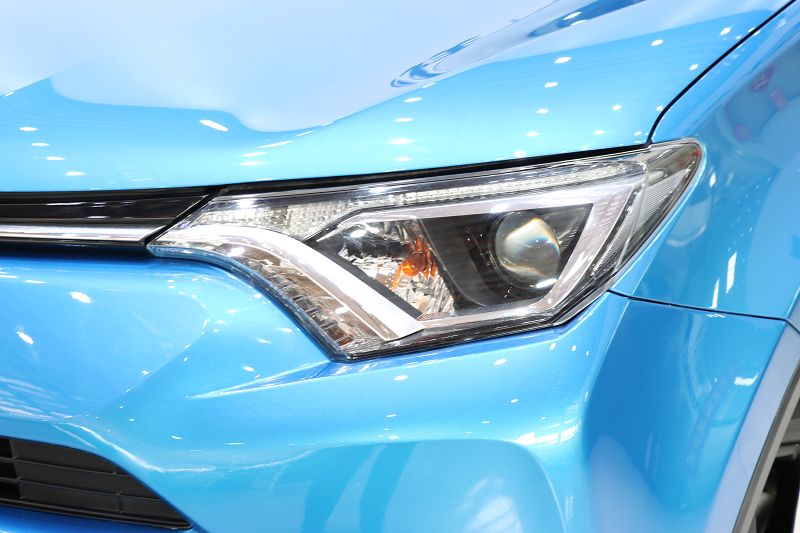丰田 RAV4荣放 2016款 一汽RAV4 2.0L CVT两驱风尚版