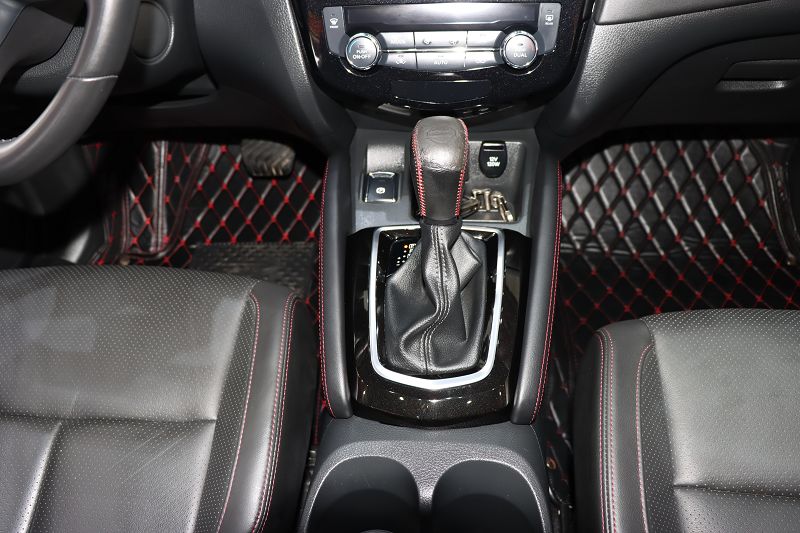 日产 逍客 2022款 2.0L CVT XV Prem.豪华版 国VI