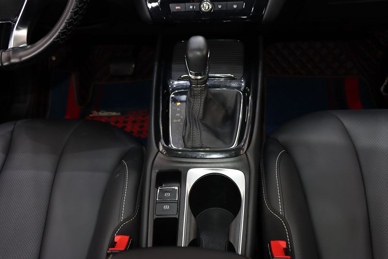 荣威i5 2020款 1.5L 自动4G互联领豪旗舰版 国VI