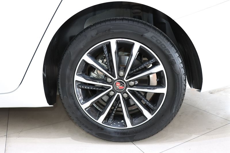 荣威i5 2020款 1.5L 自动4G互联领豪旗舰版 国VI