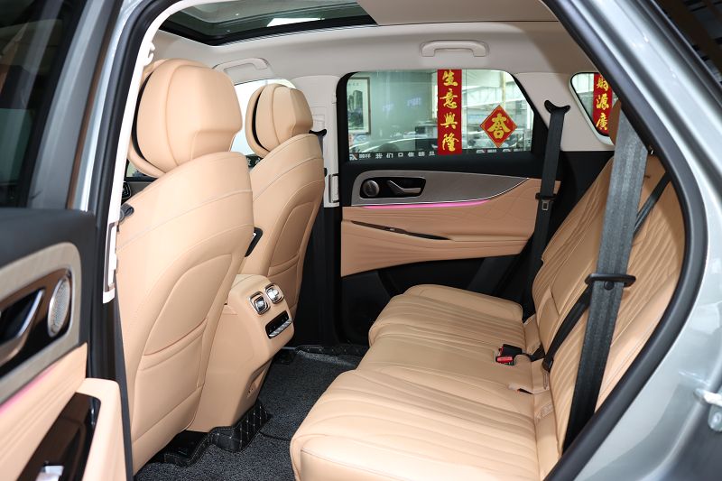 奇瑞瑞虎9 2023款 2.0T 双离合两驱豪华版 7座