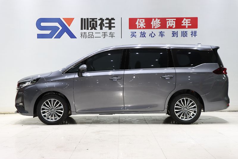 广汽传祺 传祺M6 2021款 270T 自动尊荣版（七座）