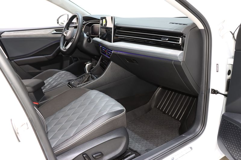 大众 速腾 2023款 300TSI DSG卓越版