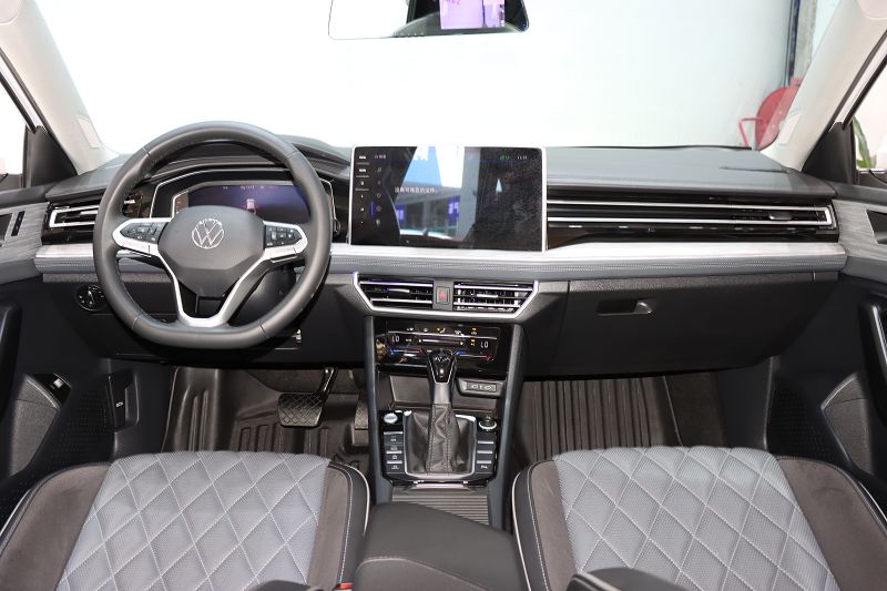 大众 速腾 2023款 300TSI DSG卓越版