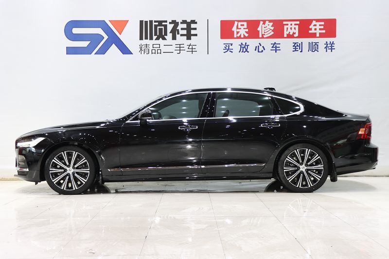 沃尔沃S90 2022款 B5 智远豪华版