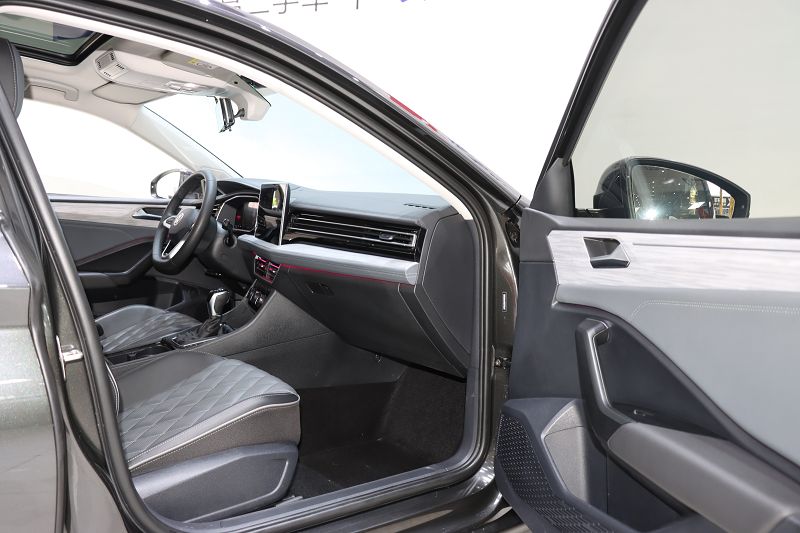 大众 速腾 2023款 300TSI DSG超越版