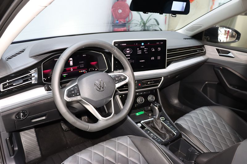 大众 速腾 2023款 300TSI DSG超越版
