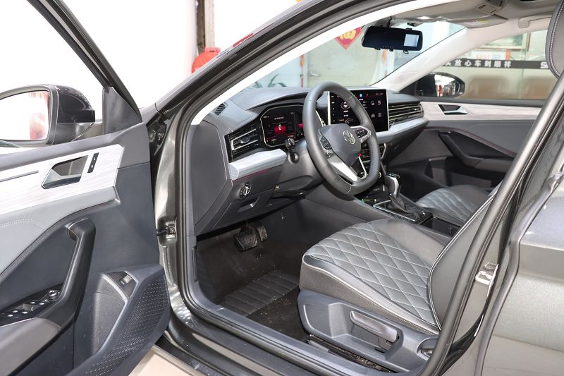 大众 速腾 2023款 300TSI DSG超越版