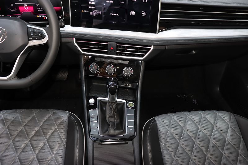大众 速腾 2023款 300TSI DSG超越版