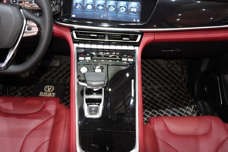 长安CS85 COUPE 2019款 2.0T 自动品版 国V