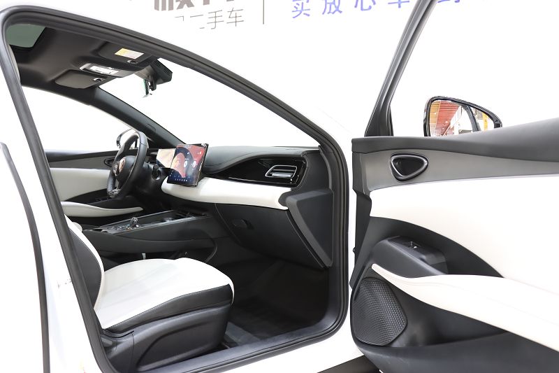 比亚迪 海豹06 2024款 DM-i 120KM尊荣型