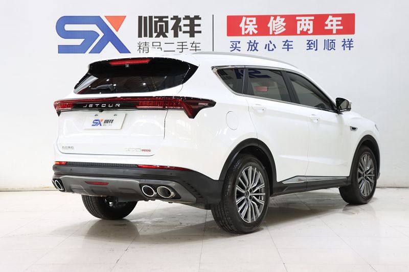 捷途X70 PLUS 2023款 1.6T DCT强者 7座