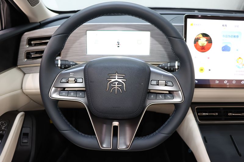 比亚迪 秦L 2024款 DM-i 120KM领先型